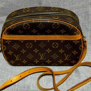 LOUIS VUITTON MONOGRAM BLOIS CROSSBODY BAG